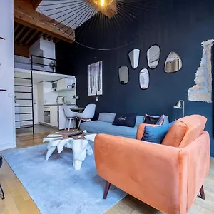 https://honor-mercire.hotels-rhonealpes.com